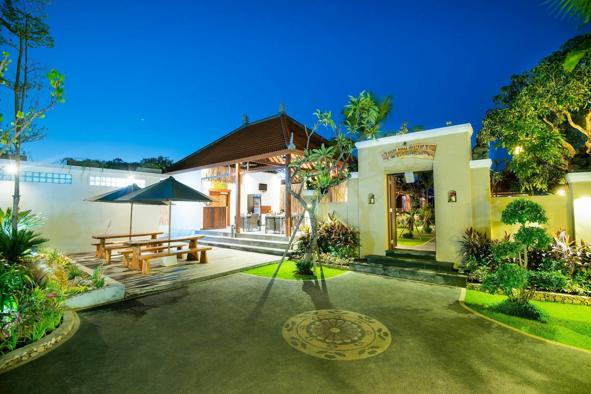 D'Puncak Villas Lembongan 누사 렘봉안 외부 사진
